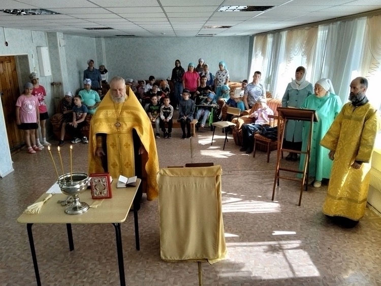 МОЛЕБЕН НА НАЧАЛО УЧЕБНОГО ГОДА В КУСИНСКОМ ОБЛАСТНОМ РЕАБИЛИТАЦИОННО ЦЕНТРЕ